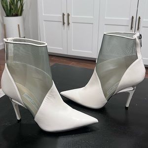 Authentic white Jimmy Choo Sioux 100mm Booties in size 6.5